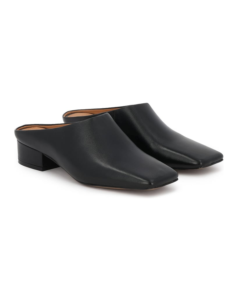 Kazar-Hochgezogene-Leder-Flip-Flops-mit-niedrigem-Absatz-schwarz