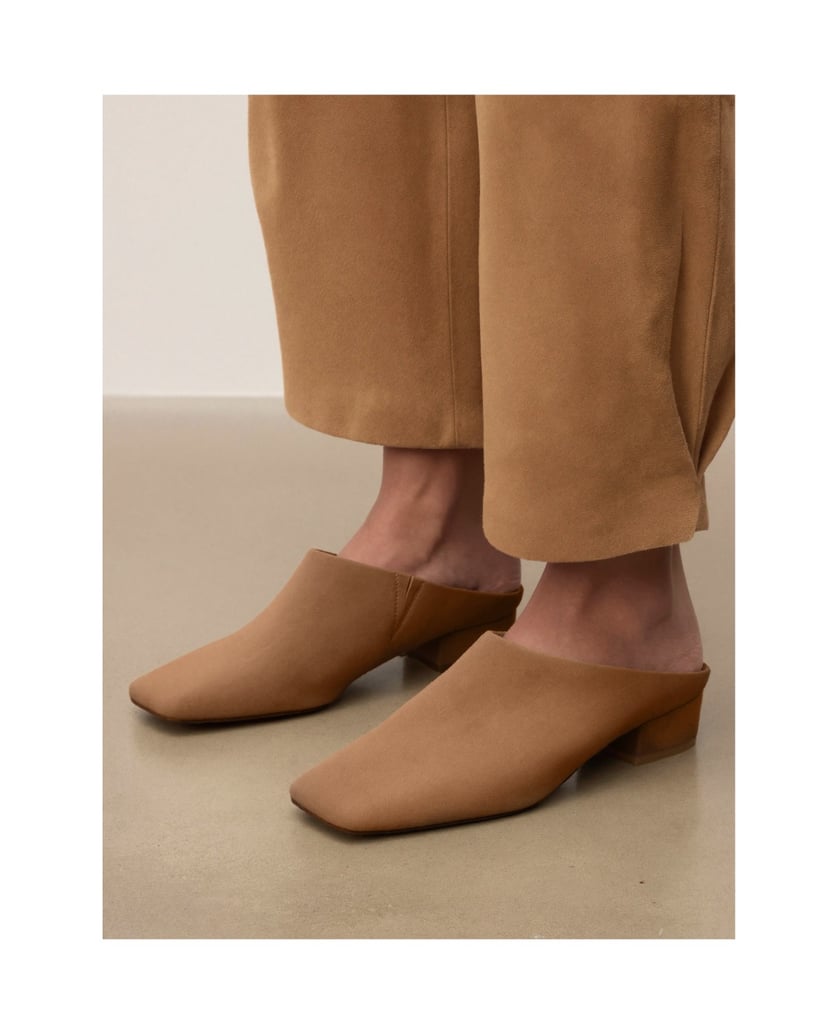 Kazar-Mules-aus-Wildleder-mit-eingearbeitetem-Schaft-camel