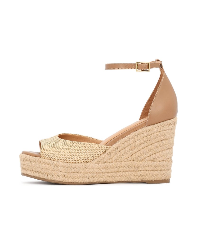 Kazar-Sandalen-aus-kombinierten-Materialien-auf-dem-Anker-beige
