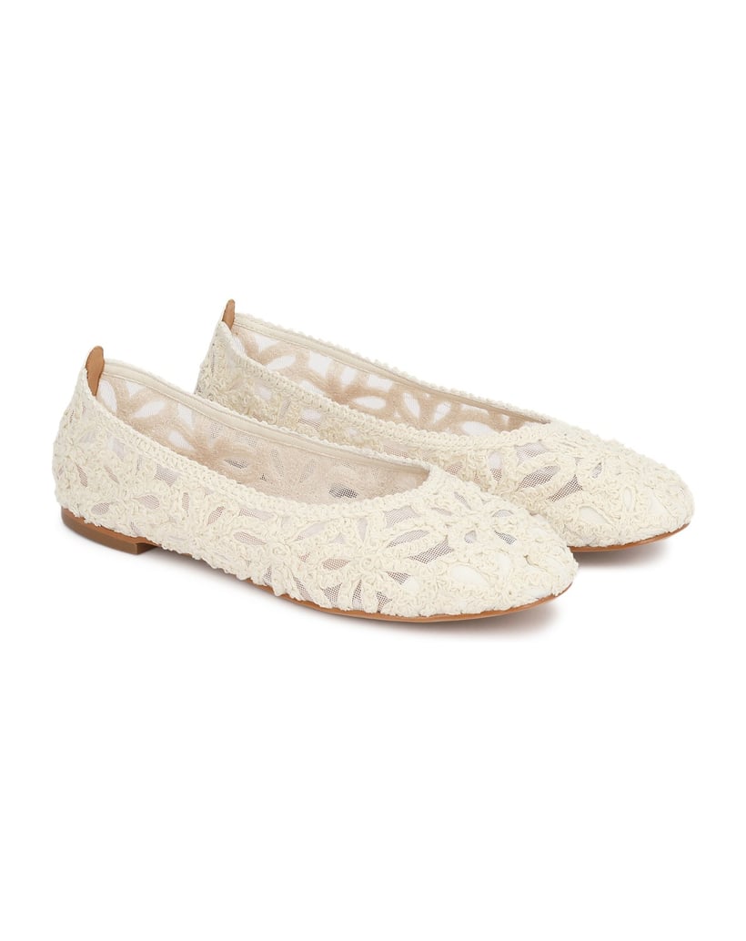 Kazar-Blumenmuster-Hochzeit-Ballerinas-weiss