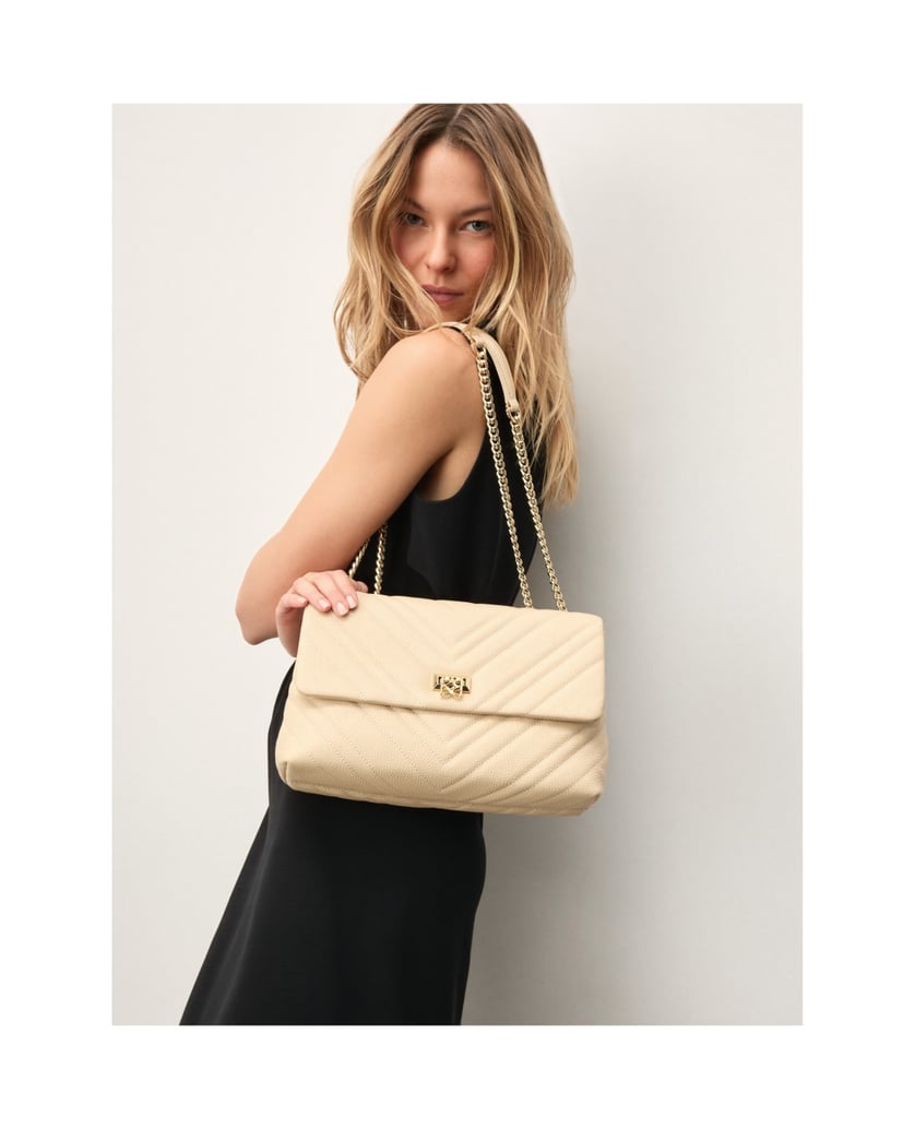 Kazar-Tasche-aus-Leder-mit-Gesteppt-und-Kette-beige