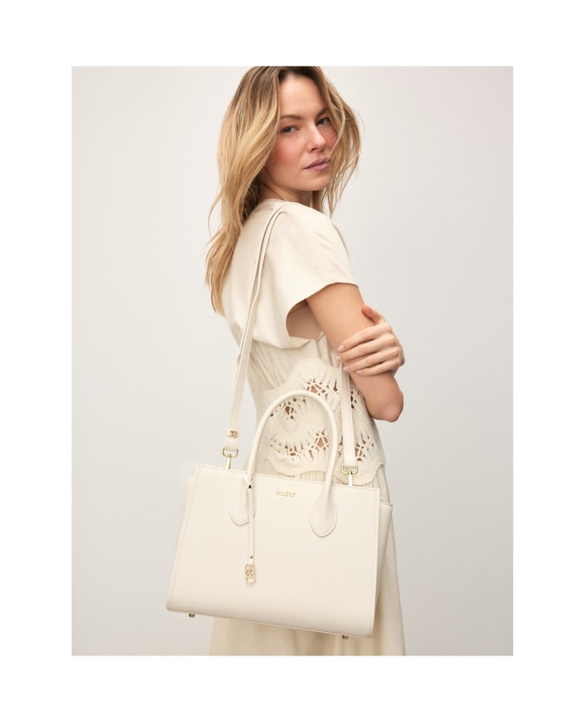 Kazar-Elegante-Tasche-aus-Leder-in-einem-gebrochenen-Weißton-mit-doppelten-Gürteln-weiss