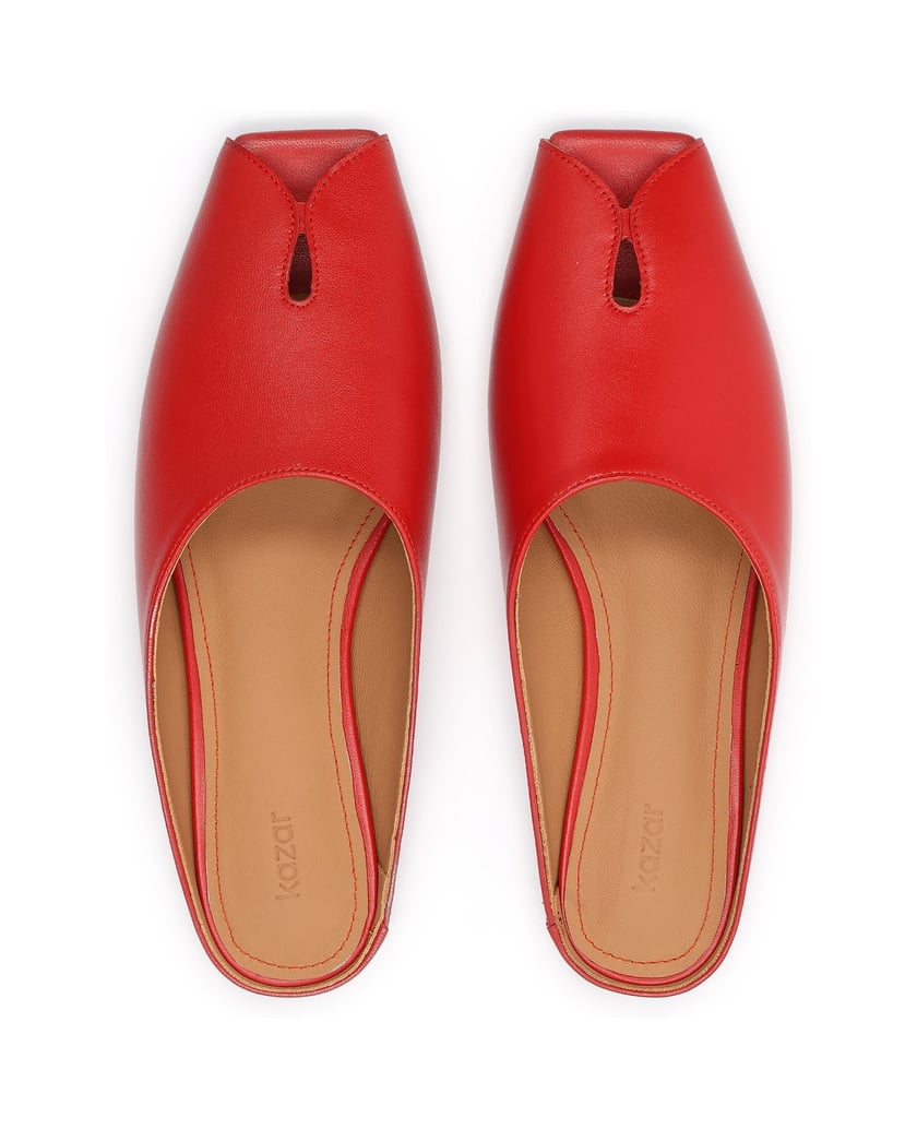Kazar-Flip-Flops-in-Rot-mit-einem-Loch-auf-der-Nase-rot