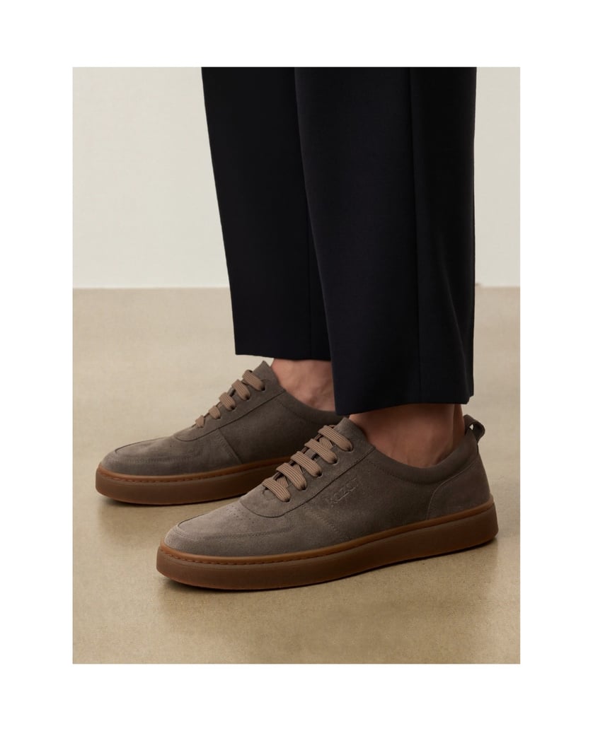 Kazar-Sneakers-aus-Wildleder-mit-gerader-Sohle-braun