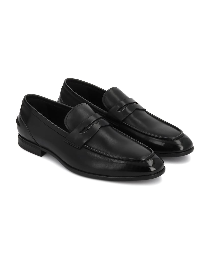 Kazar-Elegante-Loafers-aus-Leder-in-minimalistischem-Stil-schwarz