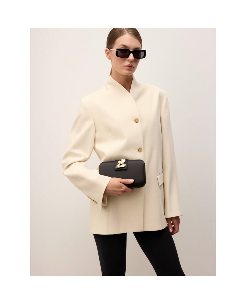 Kazar-Schwarze-Clutch-in-Satin-Glanz-mit-Schmuckschnalle-rot