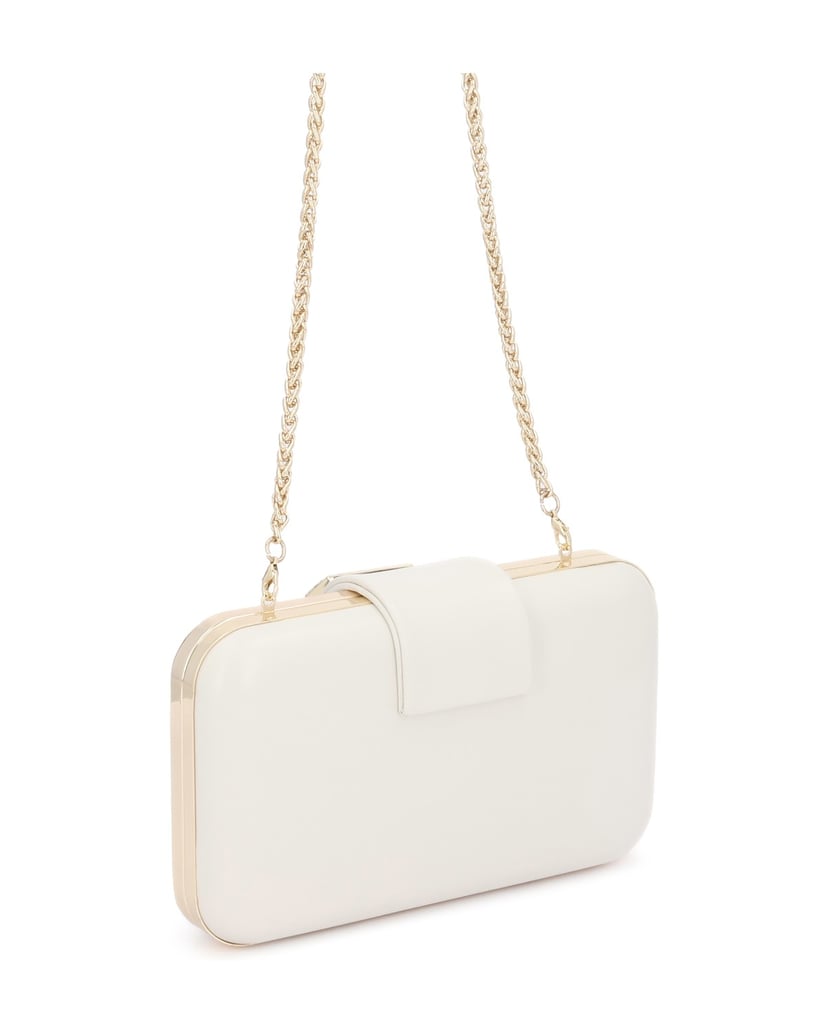 Kazar-Clutches-aus-Leder-zur-Hochzeit-in-einem-weißen-Farbton-mit-einem-Zierstein-weiss