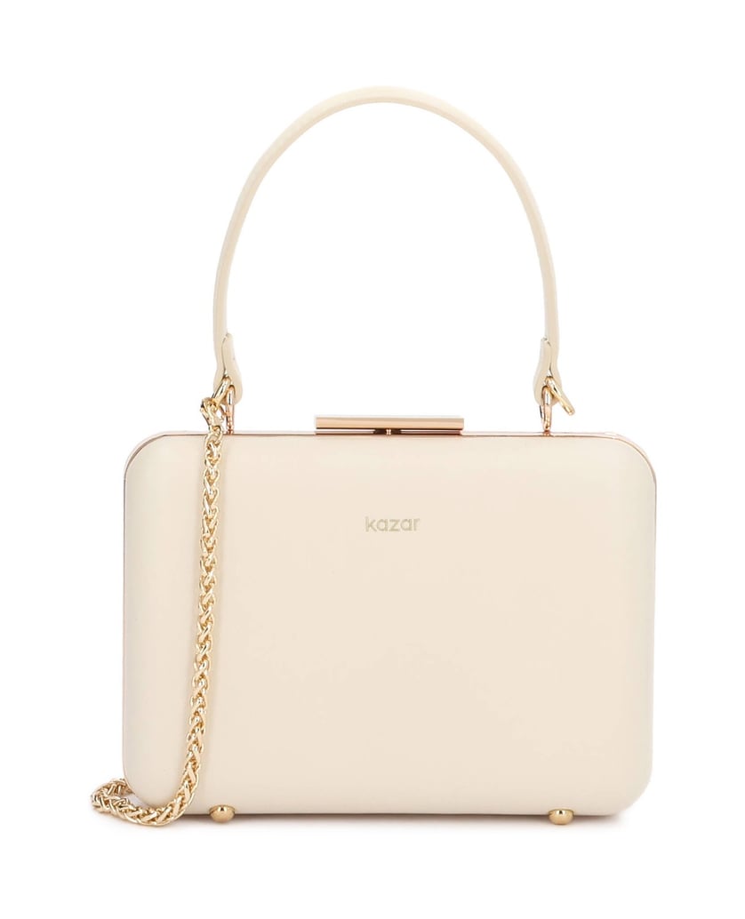 Kazar-Tasche-Exit-mit-Henkel-und-goldener-Kette-weiss