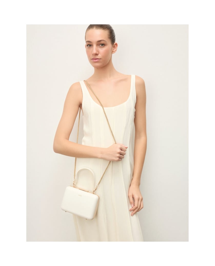 Kazar-Tasche-Exit-mit-Henkel-und-goldener-Kette-weiss