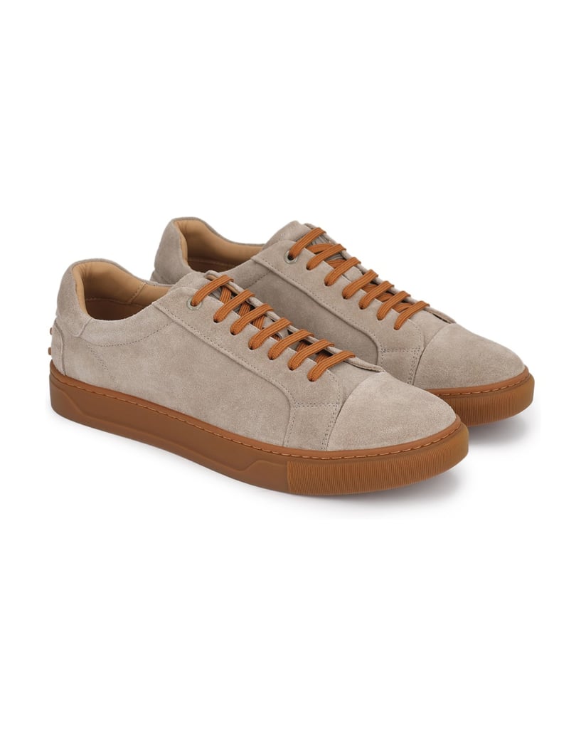 Kazar-Herren-Sneakers-aus-Wildleder-mit-kontrastierenden-Schnürsenkeln-und-Laufsohle-taupe