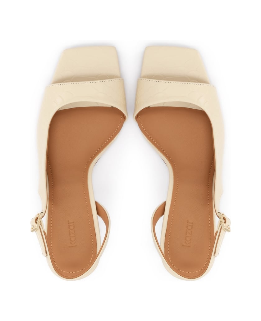 Kazar-Cremefarbene-Slingback-Sandalen-aus-Formleder-mit-dezentem-Glanz-weiss