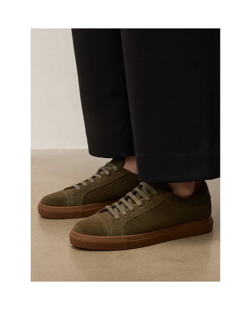 Kazar-Sneakers-aus-Wildleder-mit-Perforationen-oliv