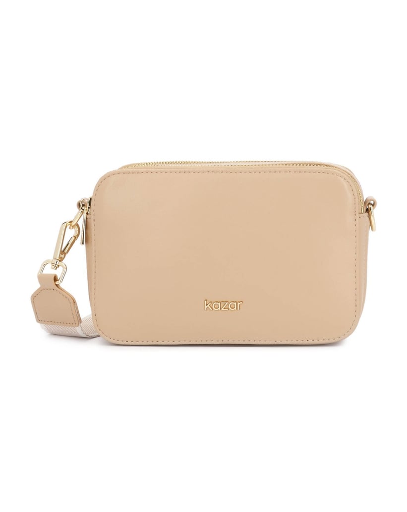 Kazar-Crossbody-Tasche-aus-Leder-mit-Kette-und-Schnürchen-beige