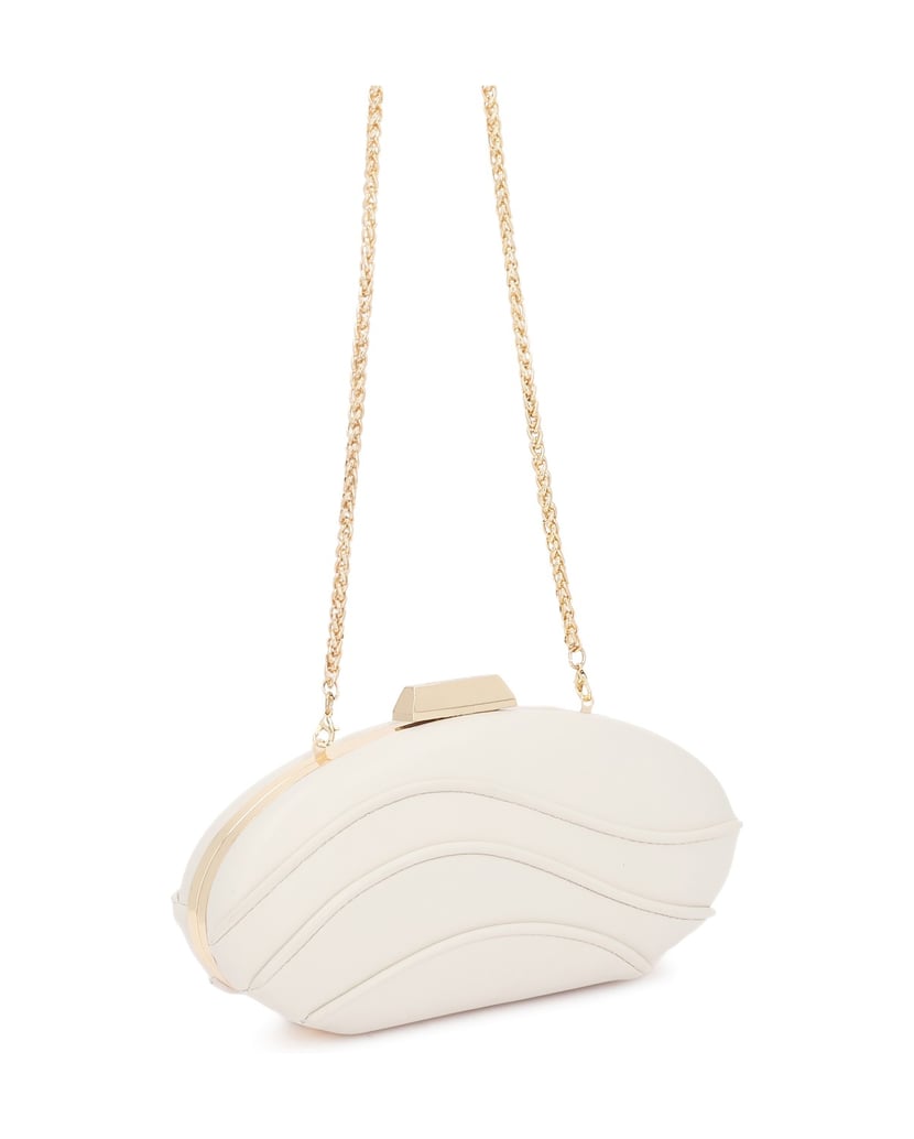 Kazar-Elegante-Clutch-Tasche-mit-Gesteppter-Rüsche-weiss