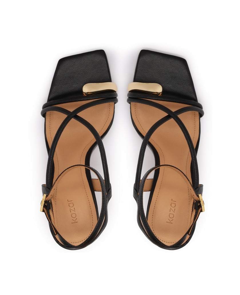 Kazar-Sandalen-mit-Zehenriemen-und-Absatz-schwarz