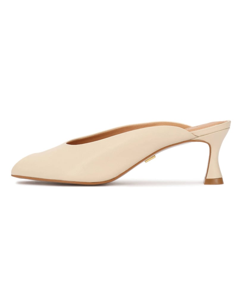 Kazar-Mules-aus-Leder-mit-niedrigem-Absatz-beige