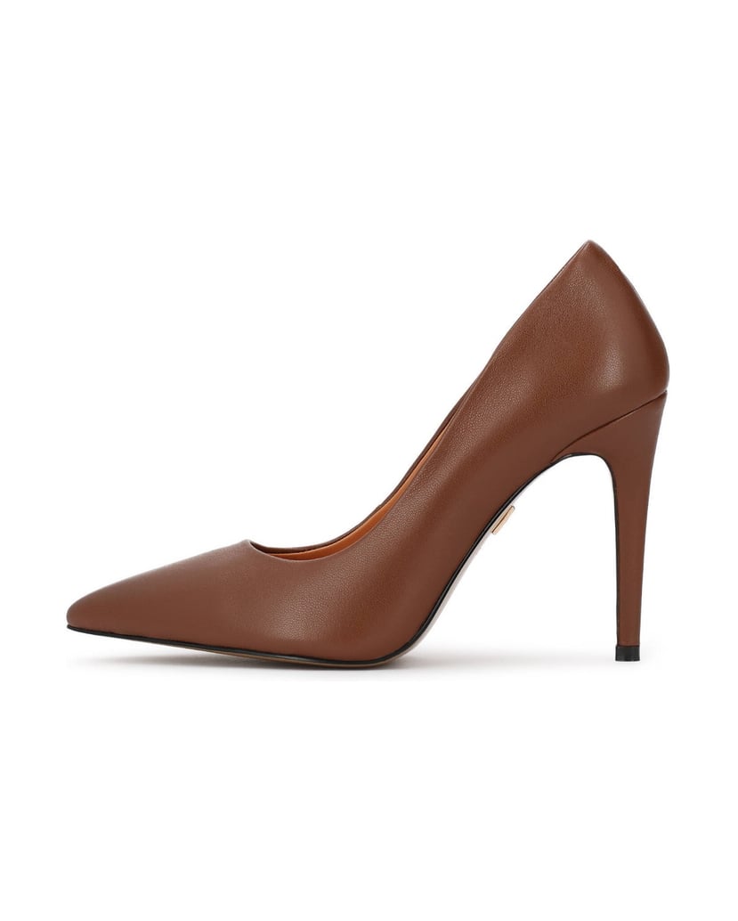 Kazar-Pumps-aus-braunem-Leder-auf-hohem-Stilettoabsatz-mit-spitzer-Nase-braun