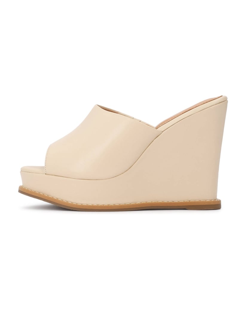 Kazar-Keilabsatz-und-Plattform-flip-flops-aus-Leder-beige