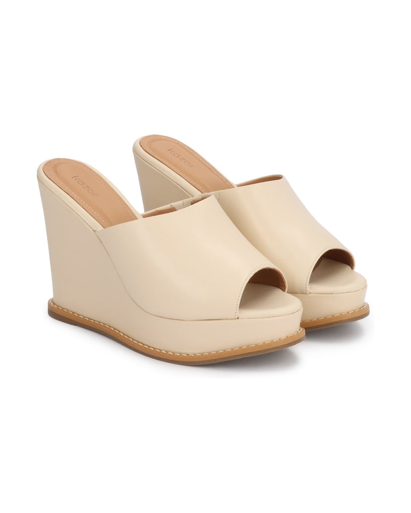 Kazar-Keilabsatz-und-Plattform-flip-flops-aus-Leder-beige