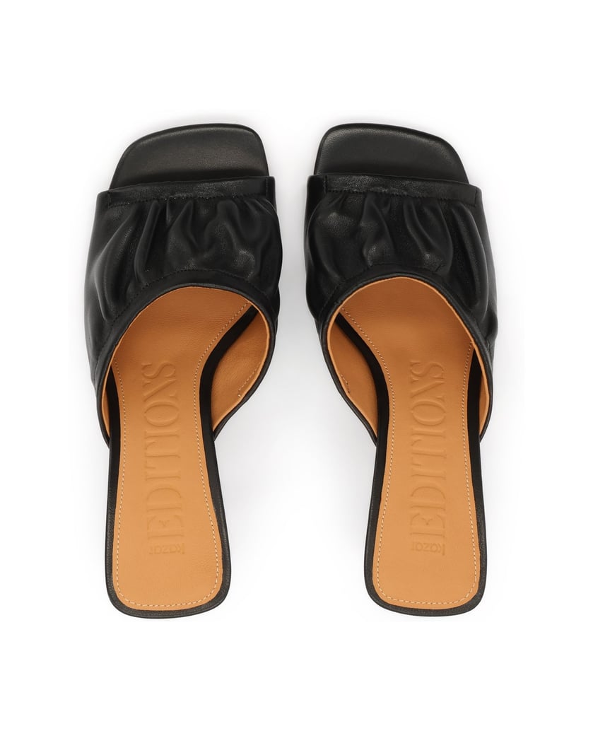 Kazar-Mules-flip-flops-mit-Crinkle-Schaft-und-Zehenschlaufe-schwarz