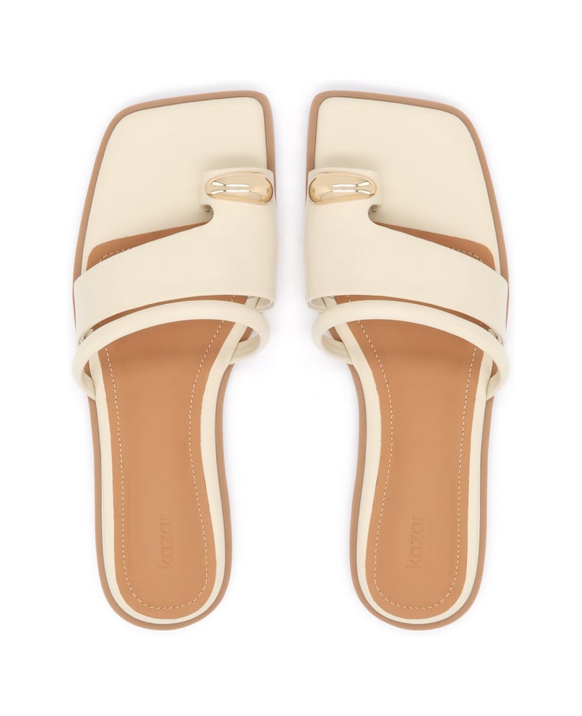 Kazar-Mules-flip-flops-mit-verzierten-Gürteln-weiss