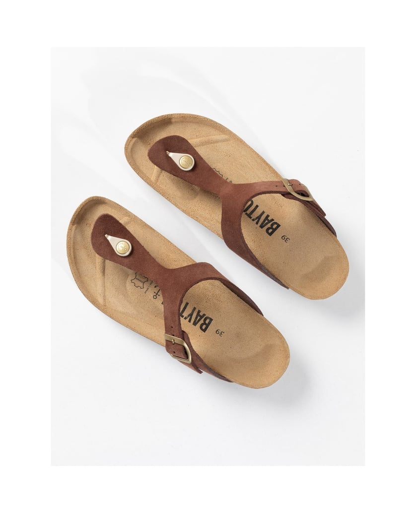 Bayton-Tongs-woman-Mercure-braun