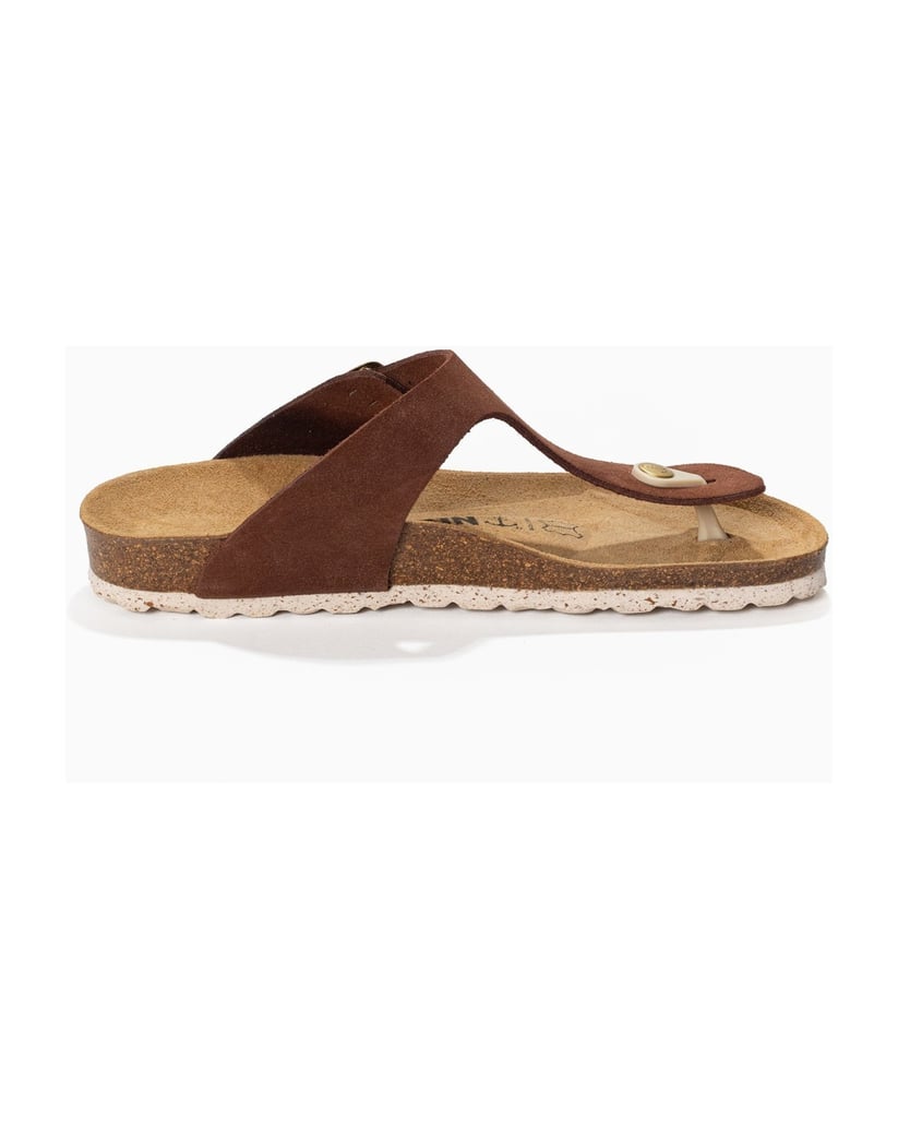 Bayton-Tongs-woman-Mercure-braun