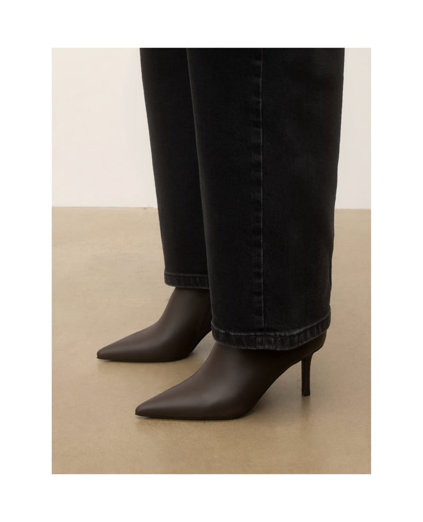 Kazar-Dunkelbraune-stiefeletten-aus-leder-mit-hohem-stöckelschuh-und-schmalem-absatz-dunkelbraun
