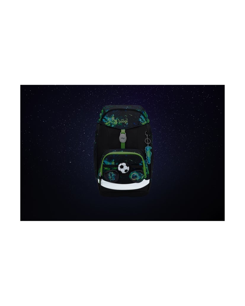 Baagl-Schulrucksack-Airy-Plus-Fußball-schwarz