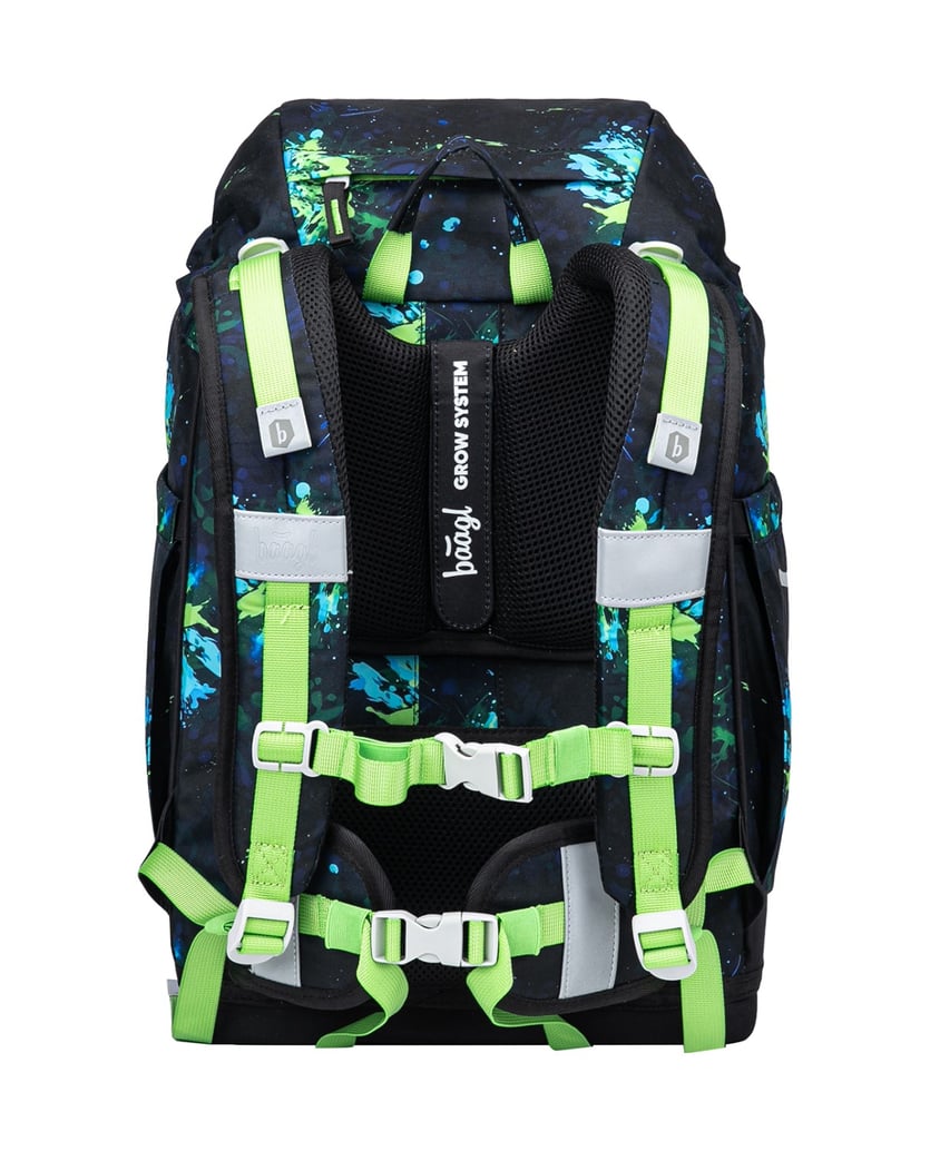 Baagl-Schulrucksack-Airy-Plus-Fußball-schwarz