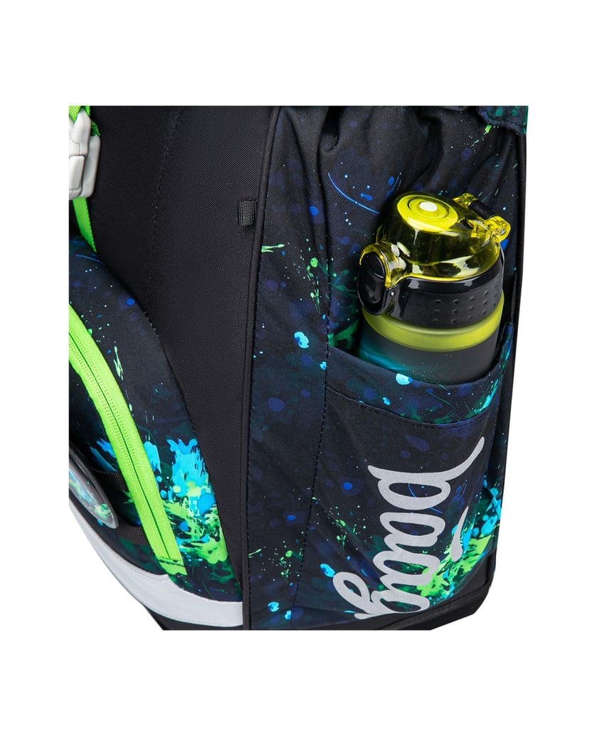 Baagl-Schulrucksack-Airy-Plus-Fußball-schwarz
