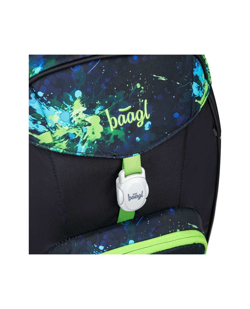 Baagl-Schulrucksack-Airy-Plus-Fußball-schwarz