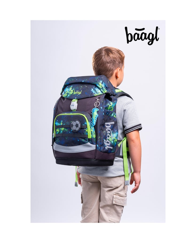 Baagl-Schulrucksack-Set-Airy-Plus-Fußball-5tlg.:-Schulrucksack,-Federmäppchen,-Turnbeutel,-Schürze,-Brustbeutel-blau