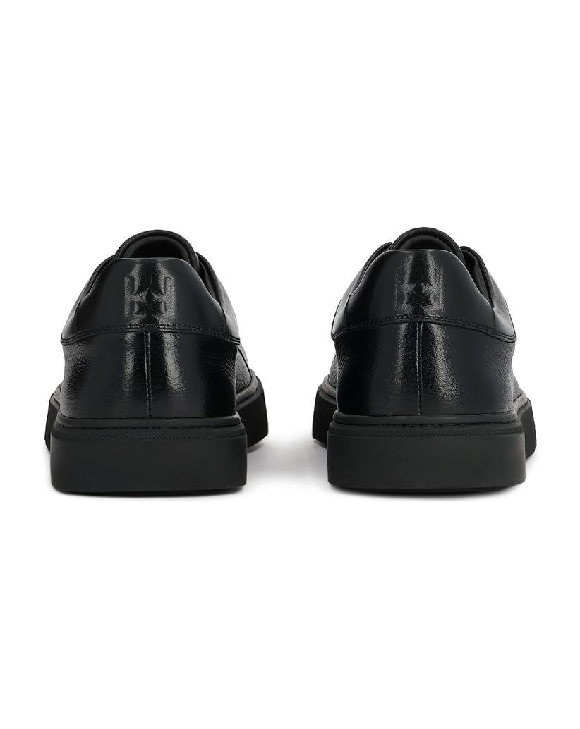 Kazar-Minimalistische-Sneakers-aus-genarbtem-Glatt--und-Erbsenleder-schwarz